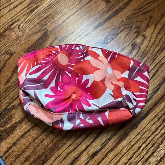 Clinique Floral Cosmetic Bag - Pink and Red - Picture 2 of 4